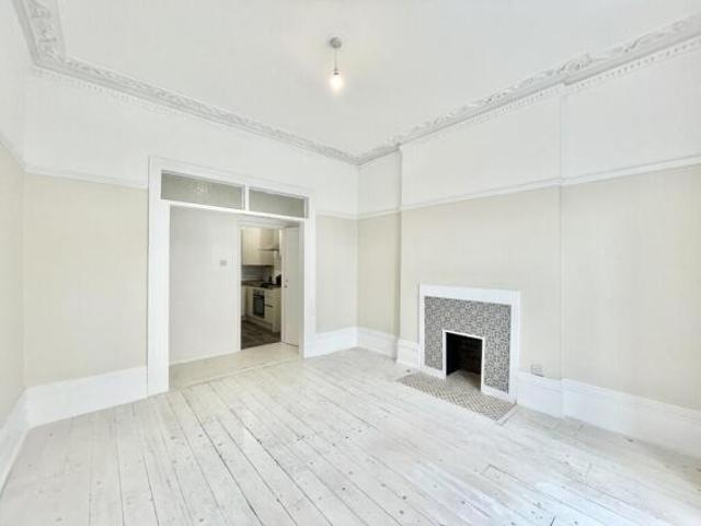 Studio for rent in Hampshire