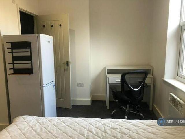 House for rent in Goldthorn Hill, West Midlands