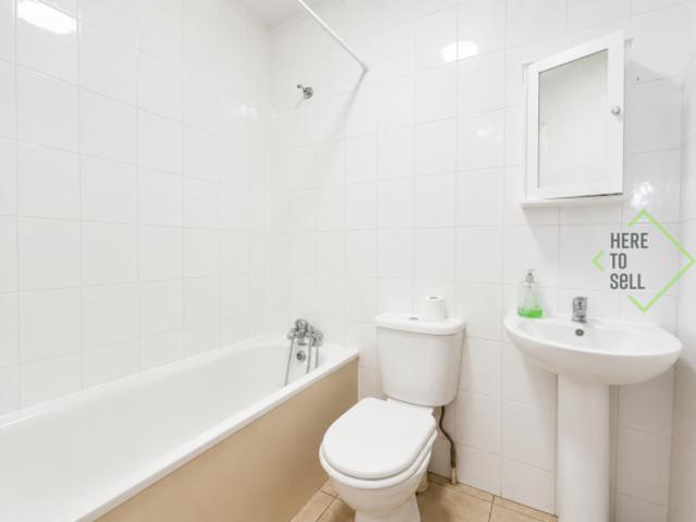 Studio for rent in New Southgate, Greater London