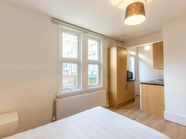 Studio for rent in Tottenham, Greater London