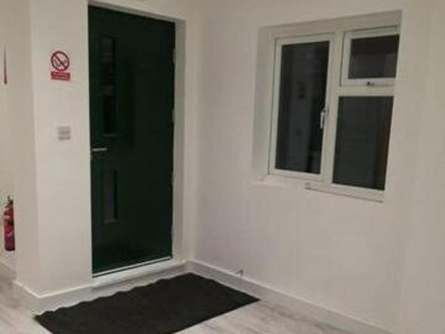 House for rent in Surrey