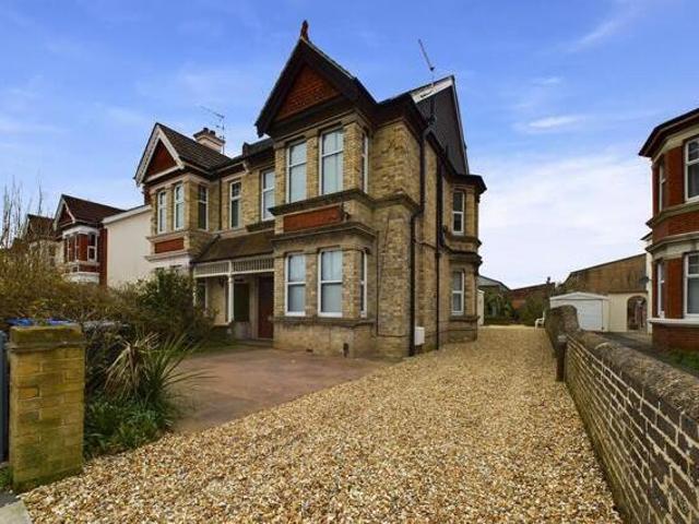 House for rent in Worthing, West Sussex