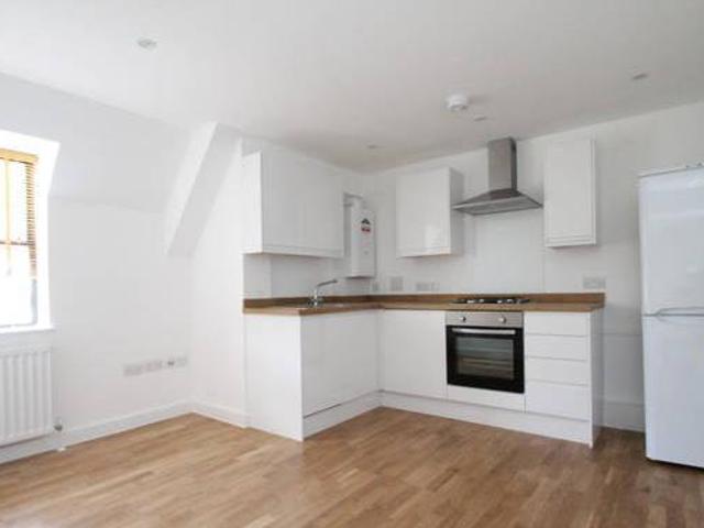 House for rent in Surrey