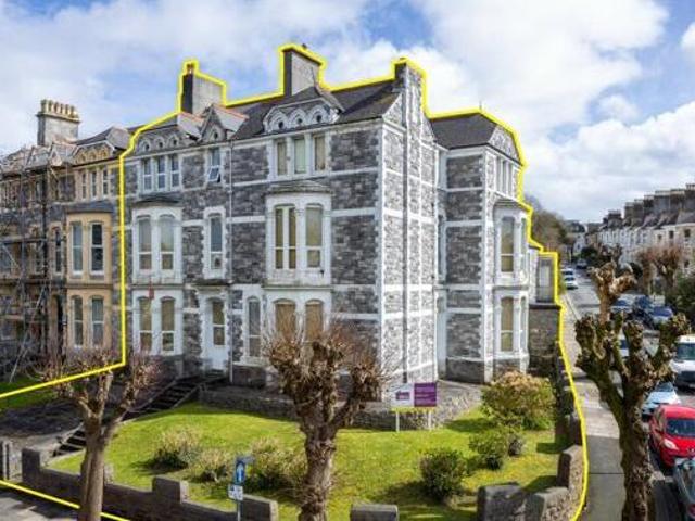 House for sale in Follaton, Strode