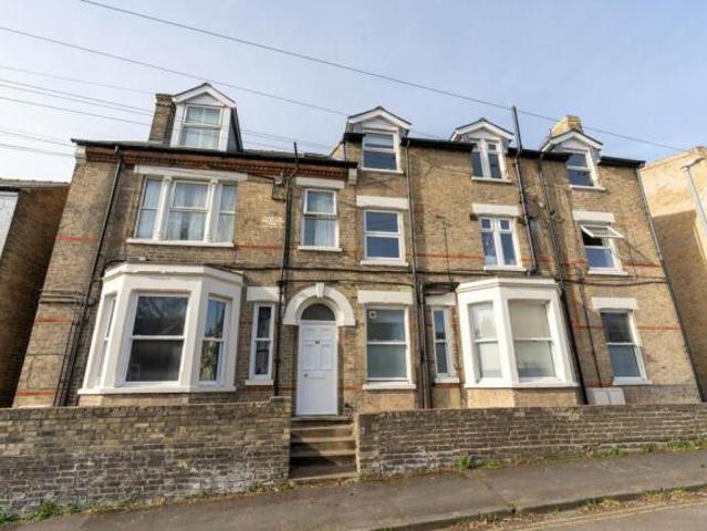 Studio for sale in Arbury, Cambridgeshire