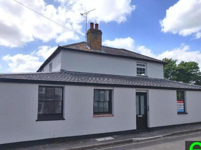 House for sale in Barton Stacey, Hampshire