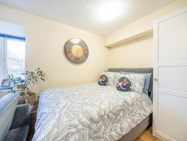 Studio for sale in London Borough of Ealing, Park Royal