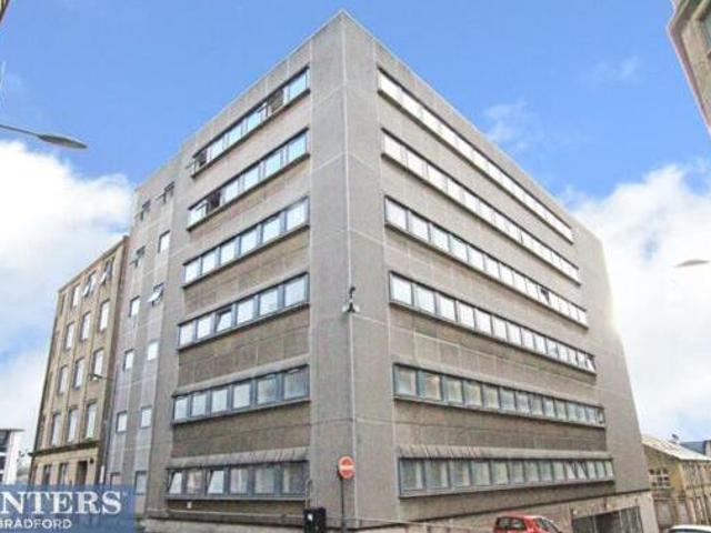 House for sale in Bradford, West Yorkshire
