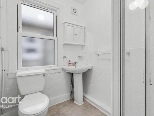 Property for sale in Cat Hill