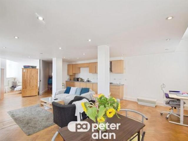 Studio for sale in Swansea