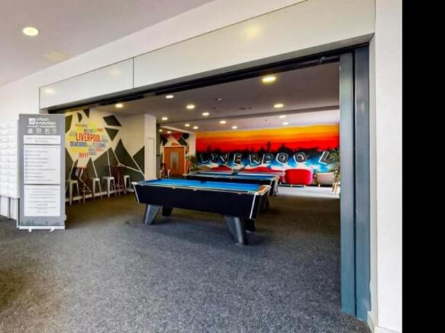 Studio for sale in Calderstones