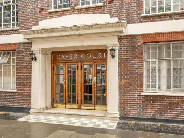 Studio for sale in Chelsea, Greater London