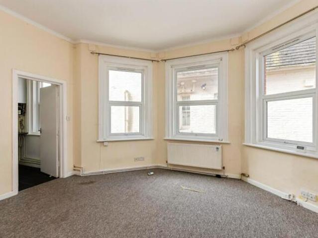 Studio for sale in Pokesdown, Bournemouth