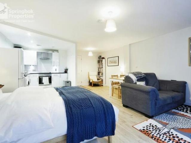 Studio for sale in West Yorkshire
