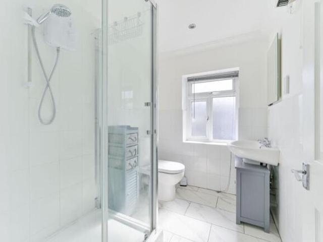 Studio for sale in London Borough of Croydon, South Norwood