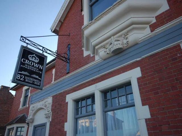 Studio for sale in Crown, Lentran