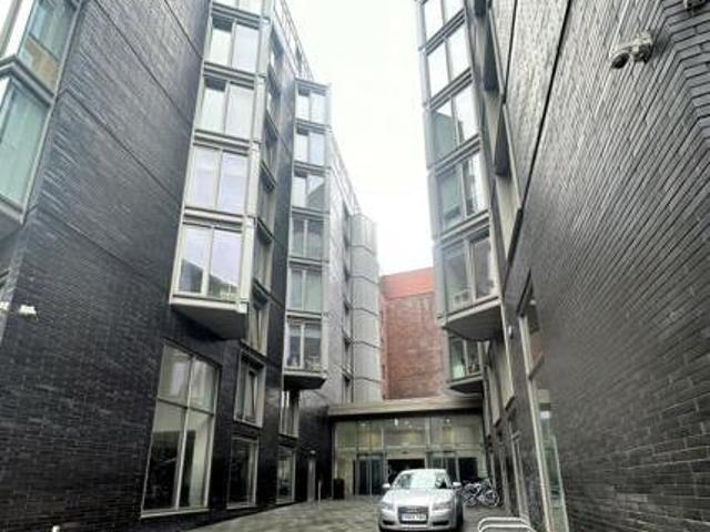 House for sale in Birkenhead, Liverpool City Region