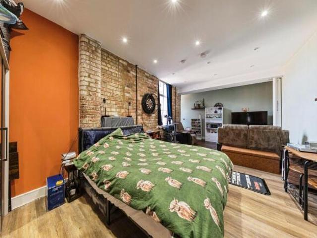 Studio for sale in Semilong, Northampton