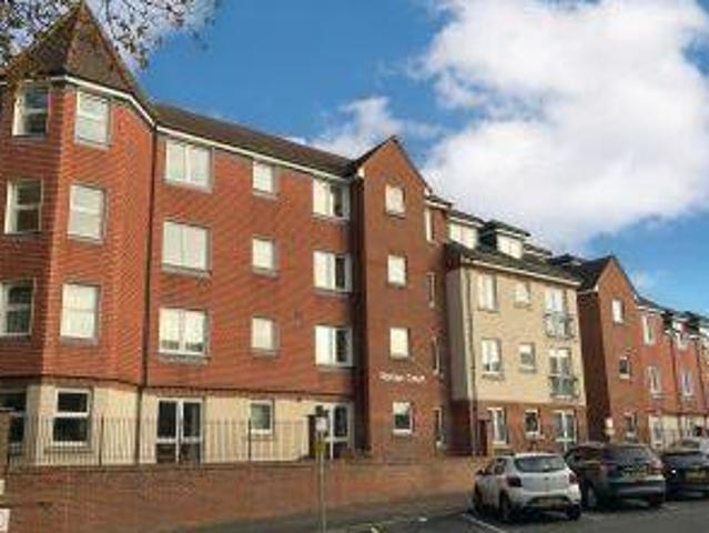 House for sale in The Butts, Kent