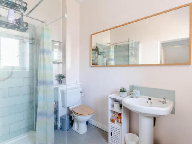 Studio for sale in Bishopston, Swansea