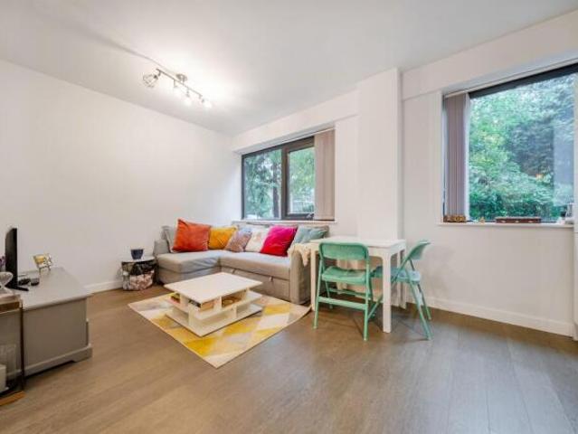 Studio for sale in St Albans, Five Acres