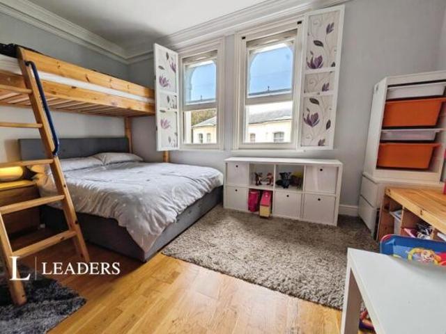Studio for sale in Worthing, West Sussex