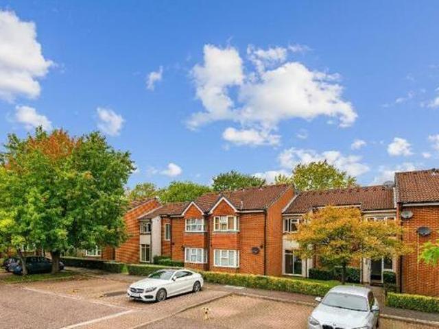 House for sale in Hayes