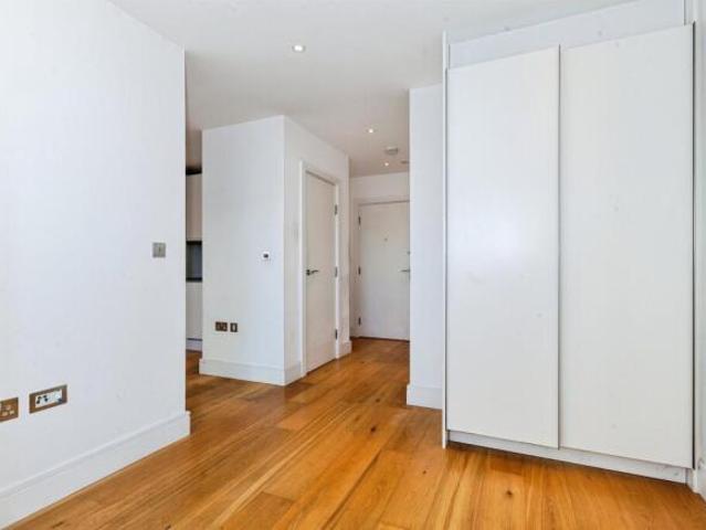Studio for sale in Colnbrook with Poyle, Slough