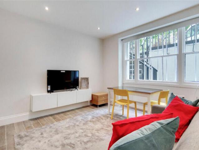 Studio for sale in Cat Hill