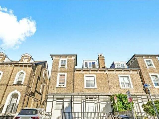 House for sale in Kingston Upon Thames, Greater London