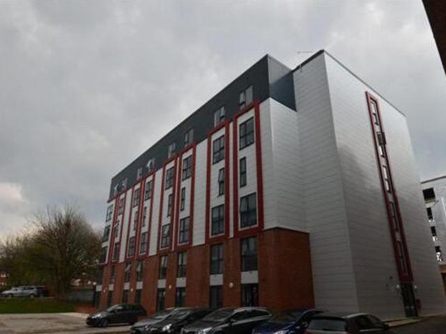 House for sale in Calderstones