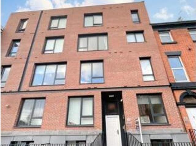 House for sale in Calderstones