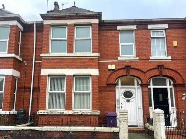 House for sale in Calderstones