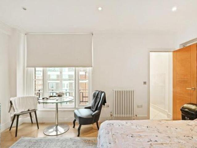 House for sale in City of London, Greater London