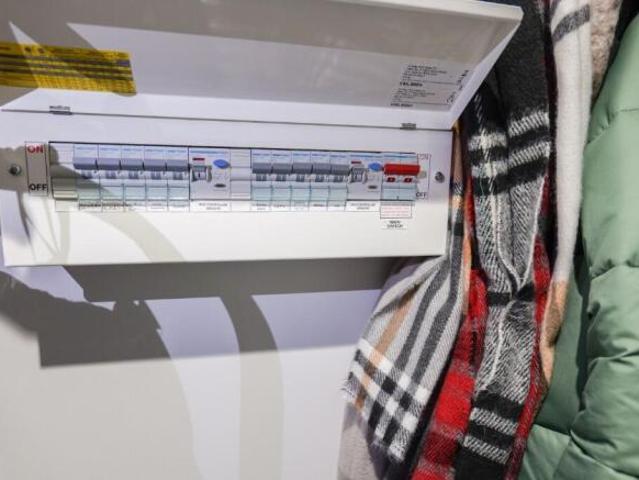 Studio for sale in Calderstones