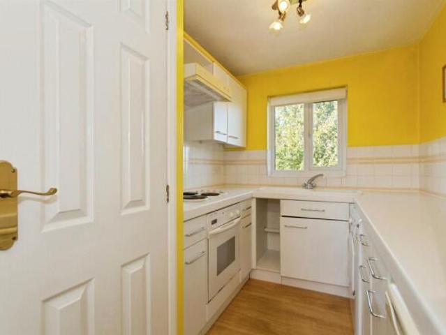 Studio for sale in Arbury, Cambridgeshire