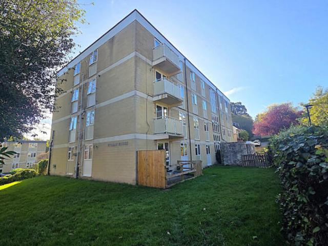 Studio for sale in Bath, West of England