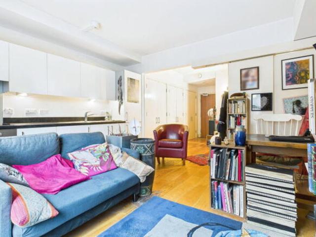 Studio for sale in Brighton & Hove