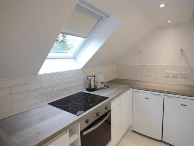 Studio for sale in Burnham, Swallow