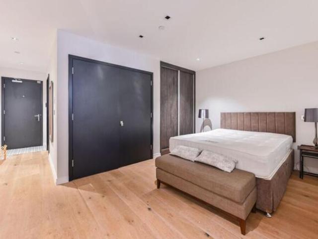 Studio for sale in Vauxhall, Greater London