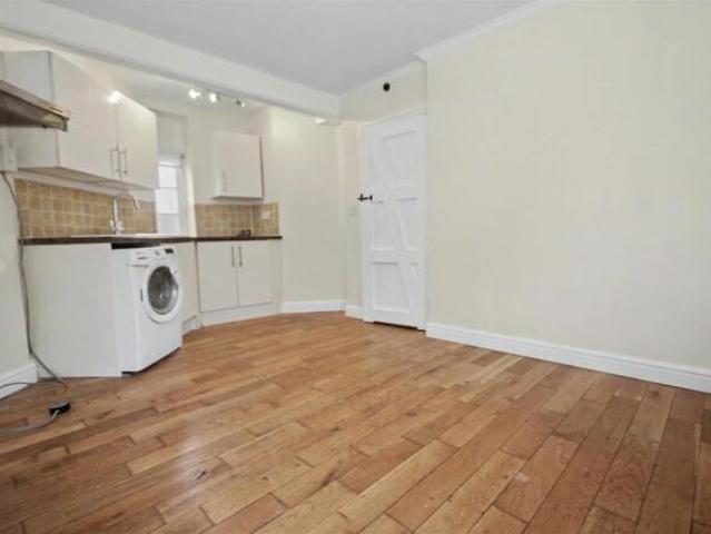 Studio for sale in Ockham Mill, Guildford