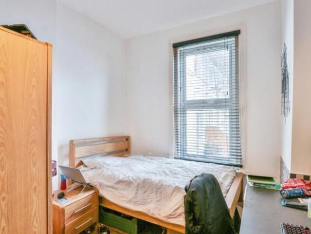 Studio for sale in West Cliff, Bournemouth