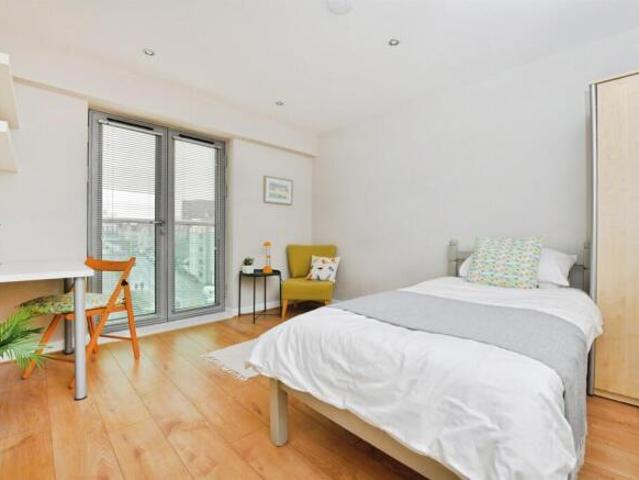 Studio for sale in Greenbank, Mount Wise