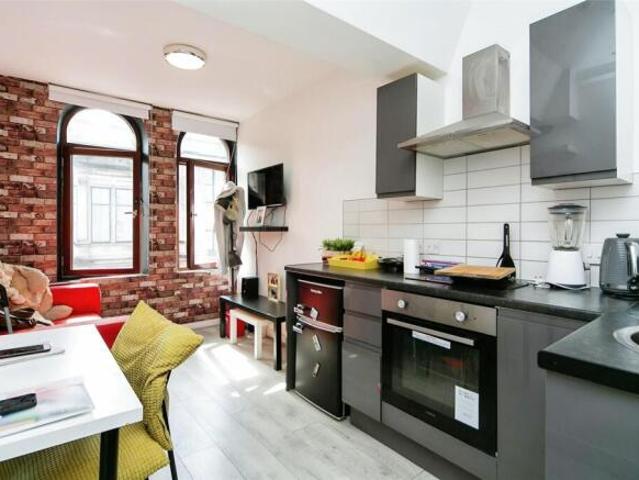 Studio for sale in Calderstones