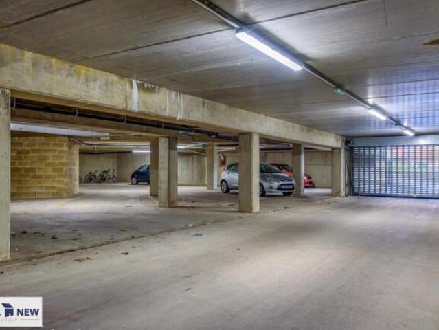 Studio for sale in Woodside Estate, Houghton Regis