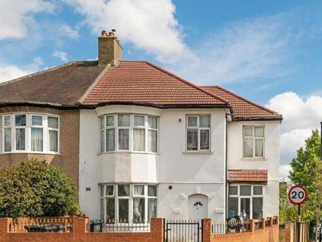 House for sale in Surrey