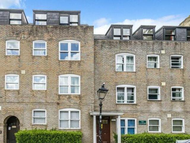 House for sale in Chilworth Old Village, Test Valley