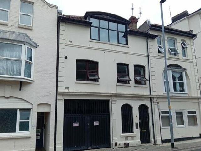 House for sale in Hampshire