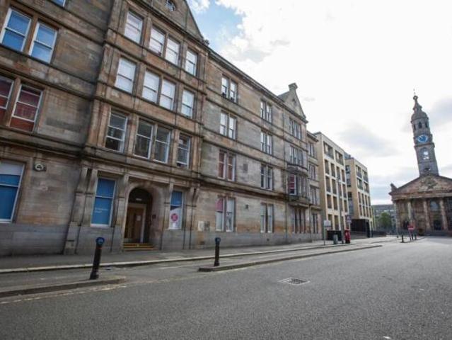 Studio for sale in Swindon