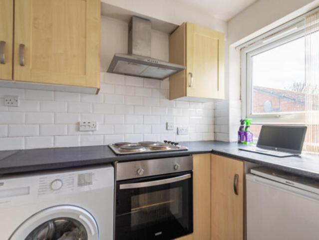 Flat for sale in Hull, City Of Kingston Upon Hull